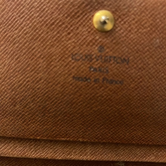 Louis Vuitton Monogram Snap Wallet - Picture 7 of 14